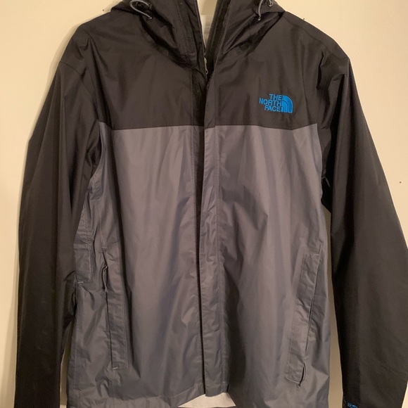 The North Face Other - Men’s The North Face Rain Jacket - Size Medium